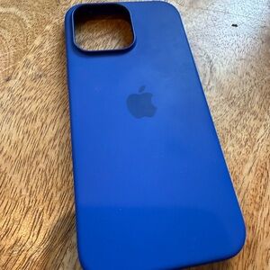 Apple Silicone iPhone Case Ultramarine